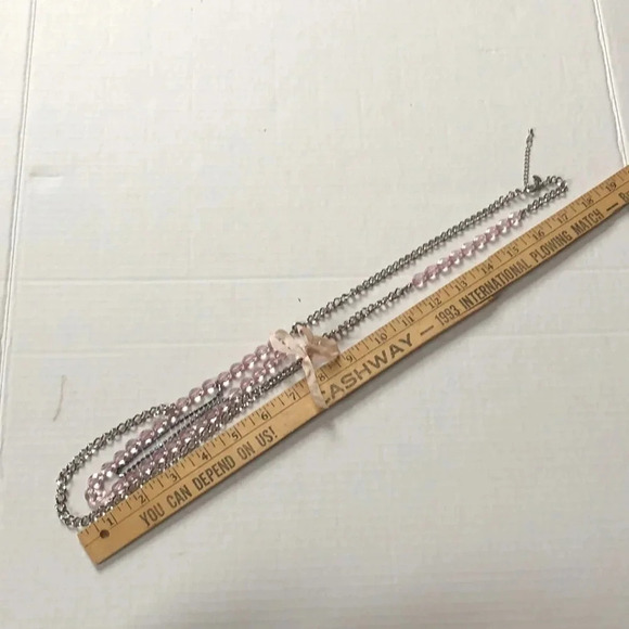 5/$25  Early 2000s American Eagle Necklace - Picture 4 of 4